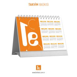 Üçgen Piramit Masa Takvimi 1 Takvim 13 Yaprak üçgen